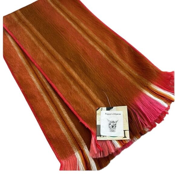 Beautiful alpaca scarf from Ecuador so soft and warm! - Picture 1 of 8